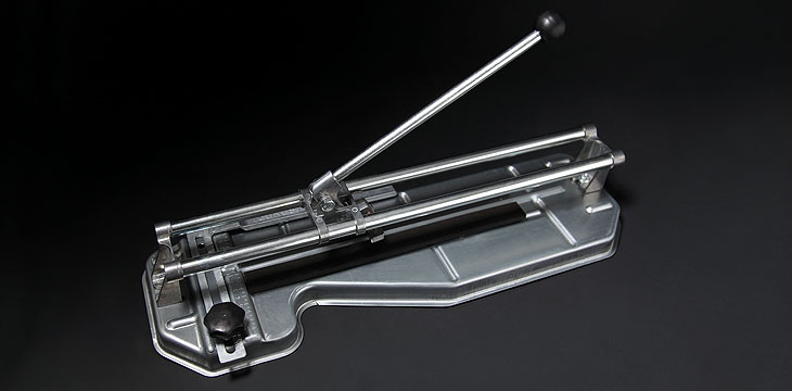 Numero de Articol <b>193</b><br /><em>Grosor hast: 15mm, Longitude de corte: 400mm, Ø Ruedecilla de metal duro: 15 x 6mm</em>